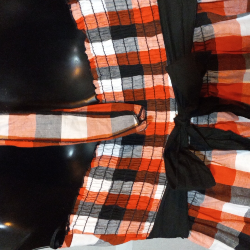 Celine halter top - Picture 6 of 8